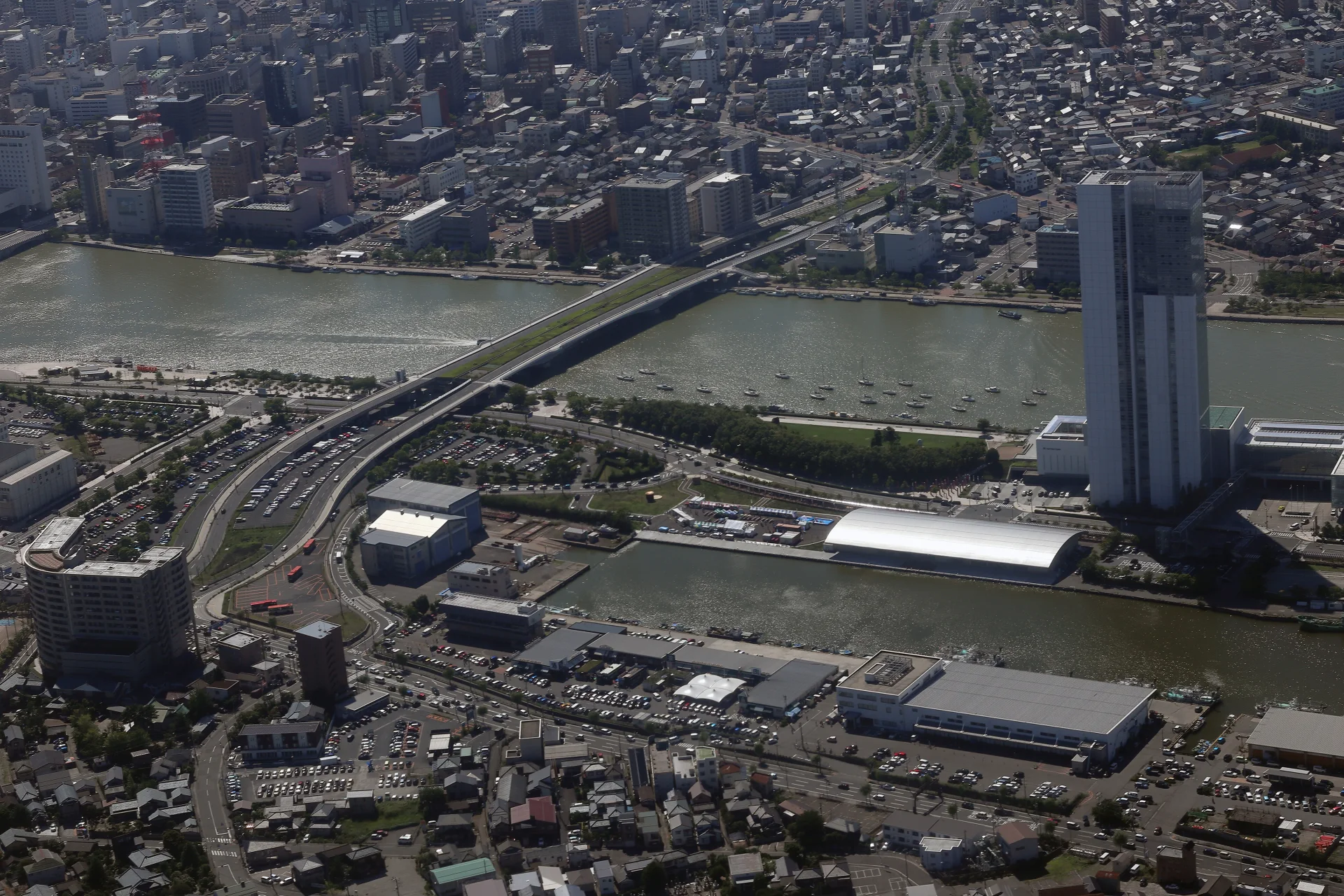 地域社会を支える